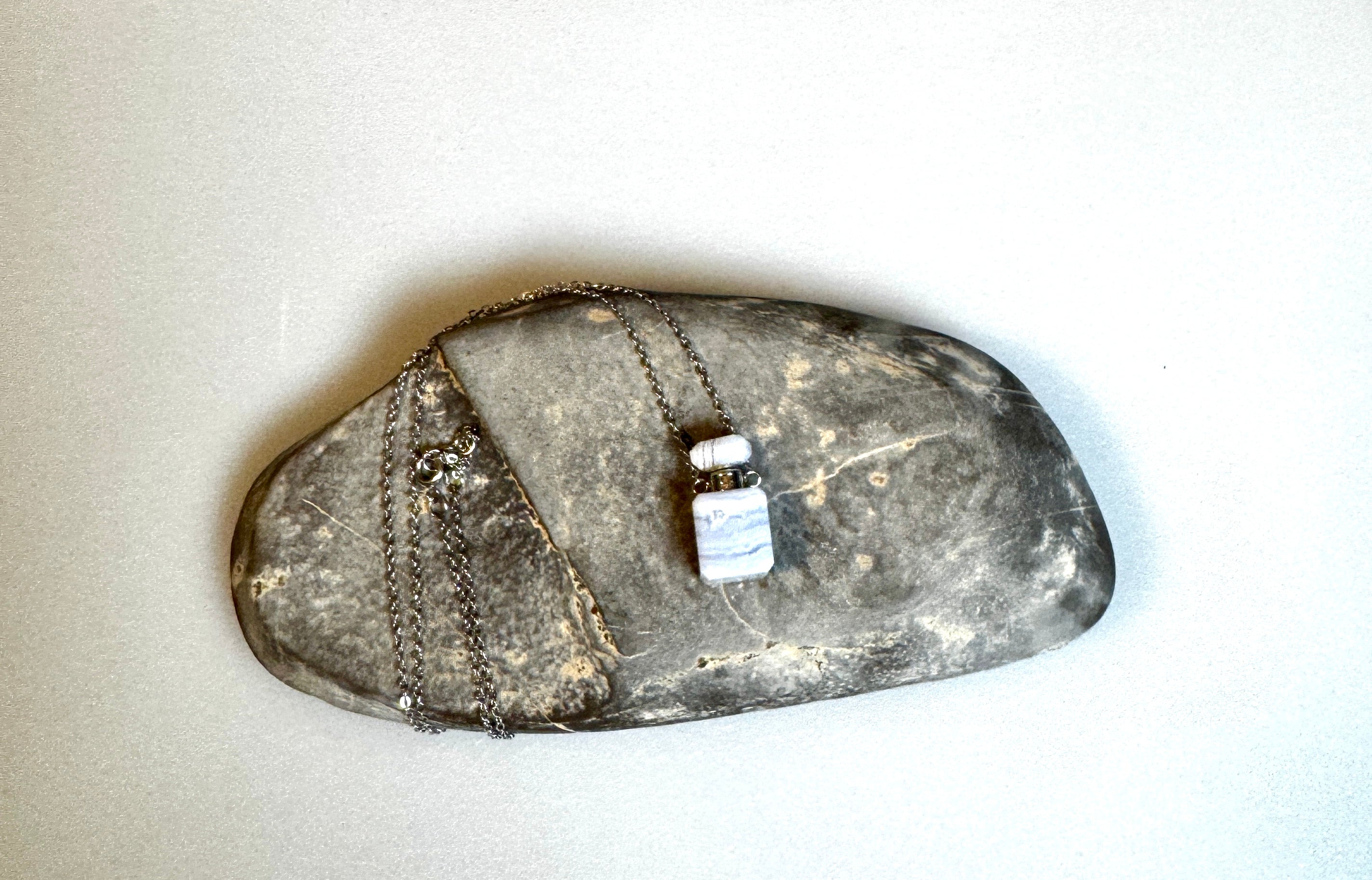 Colliers Talisman Fioles