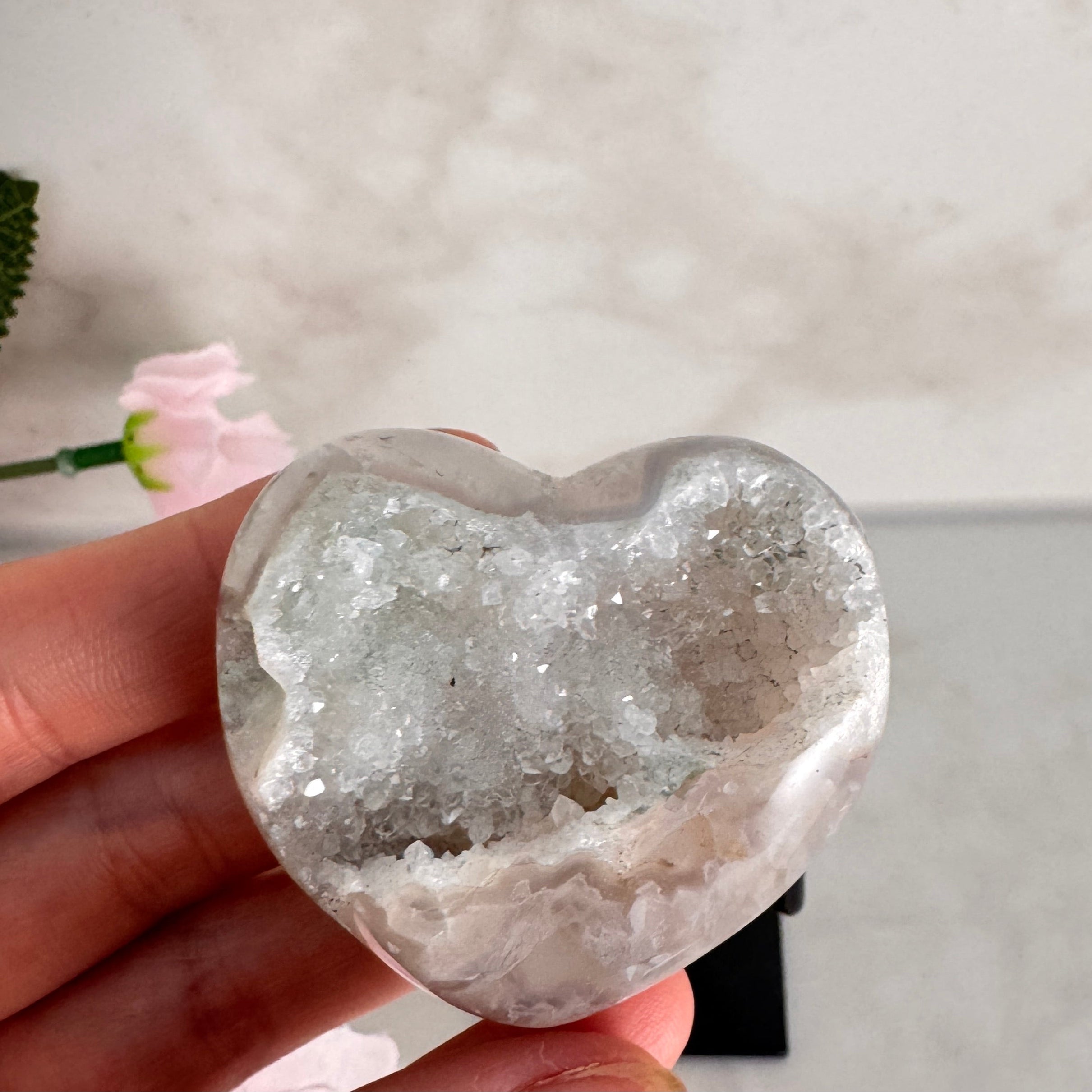 Coeur en Agate blanche druzy
