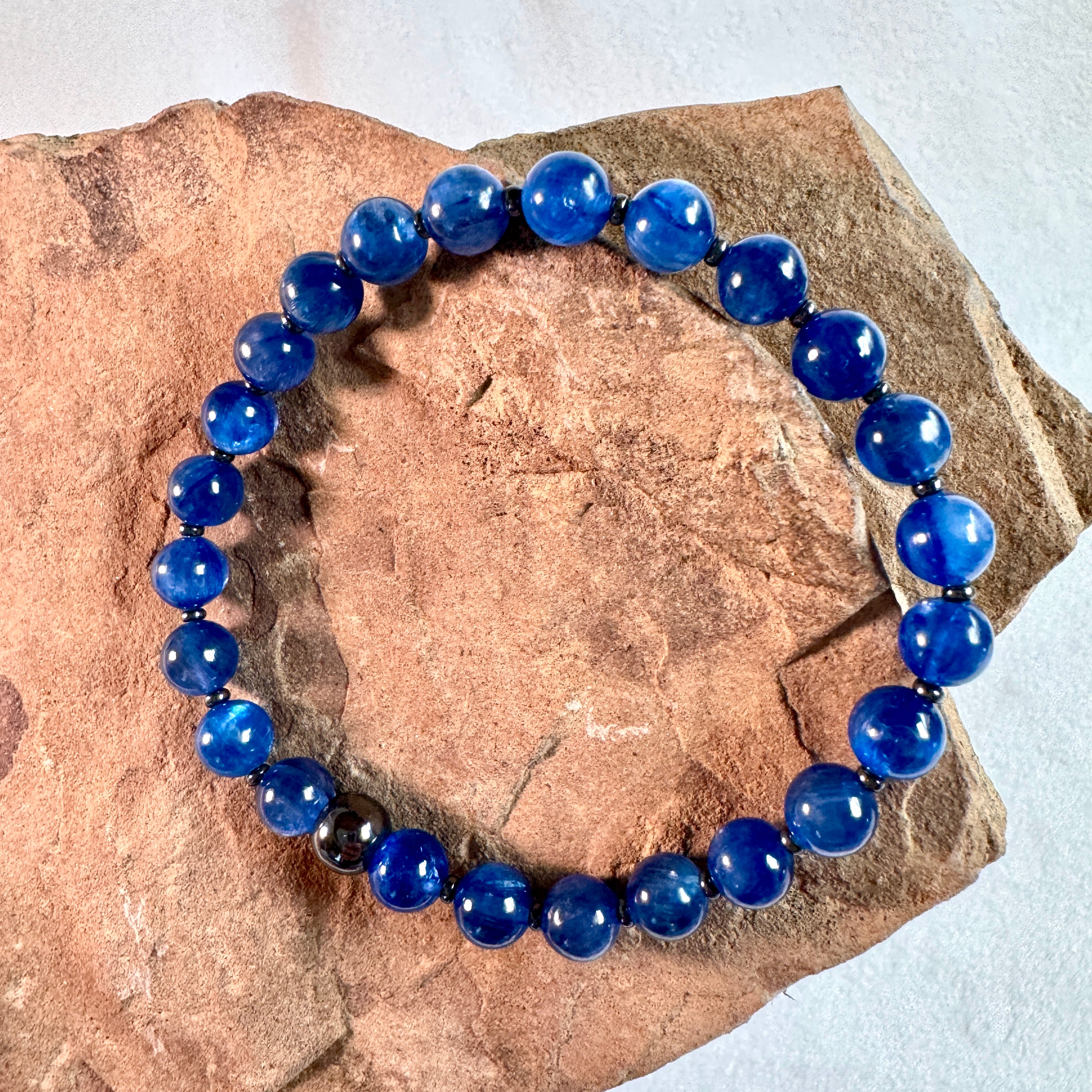 CYANITE