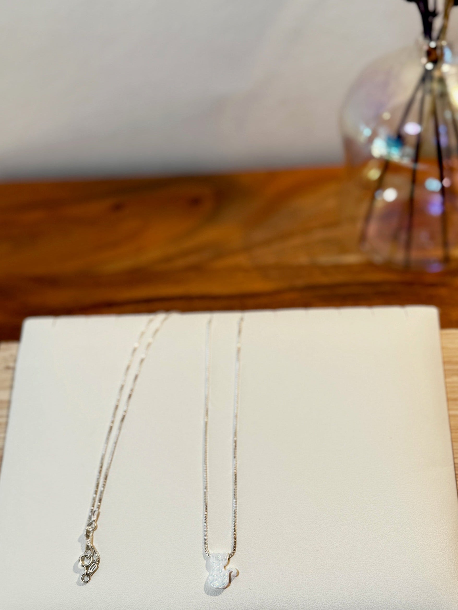 Collier Chat en Opale