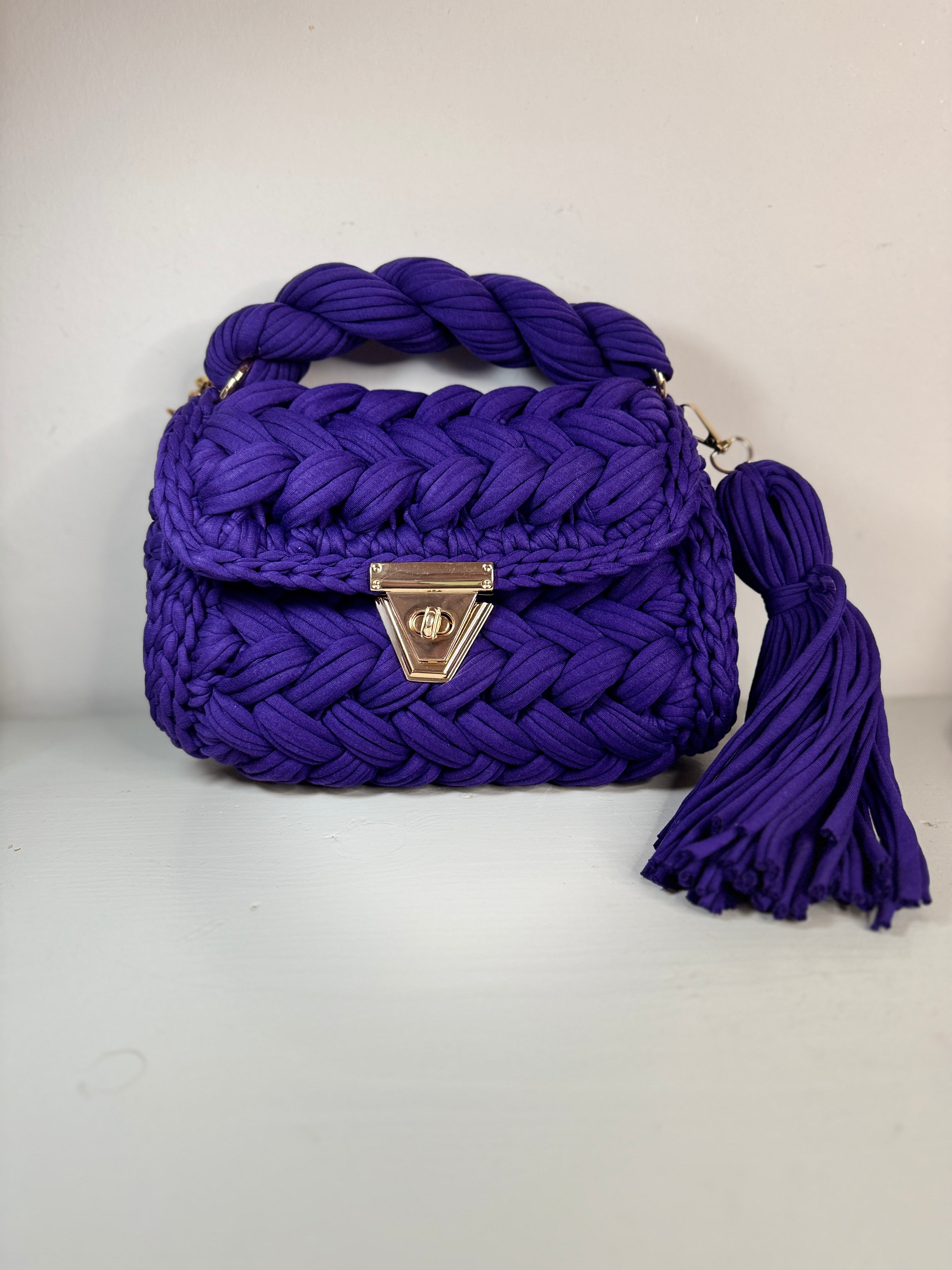 Sac en crochet - violet foncé