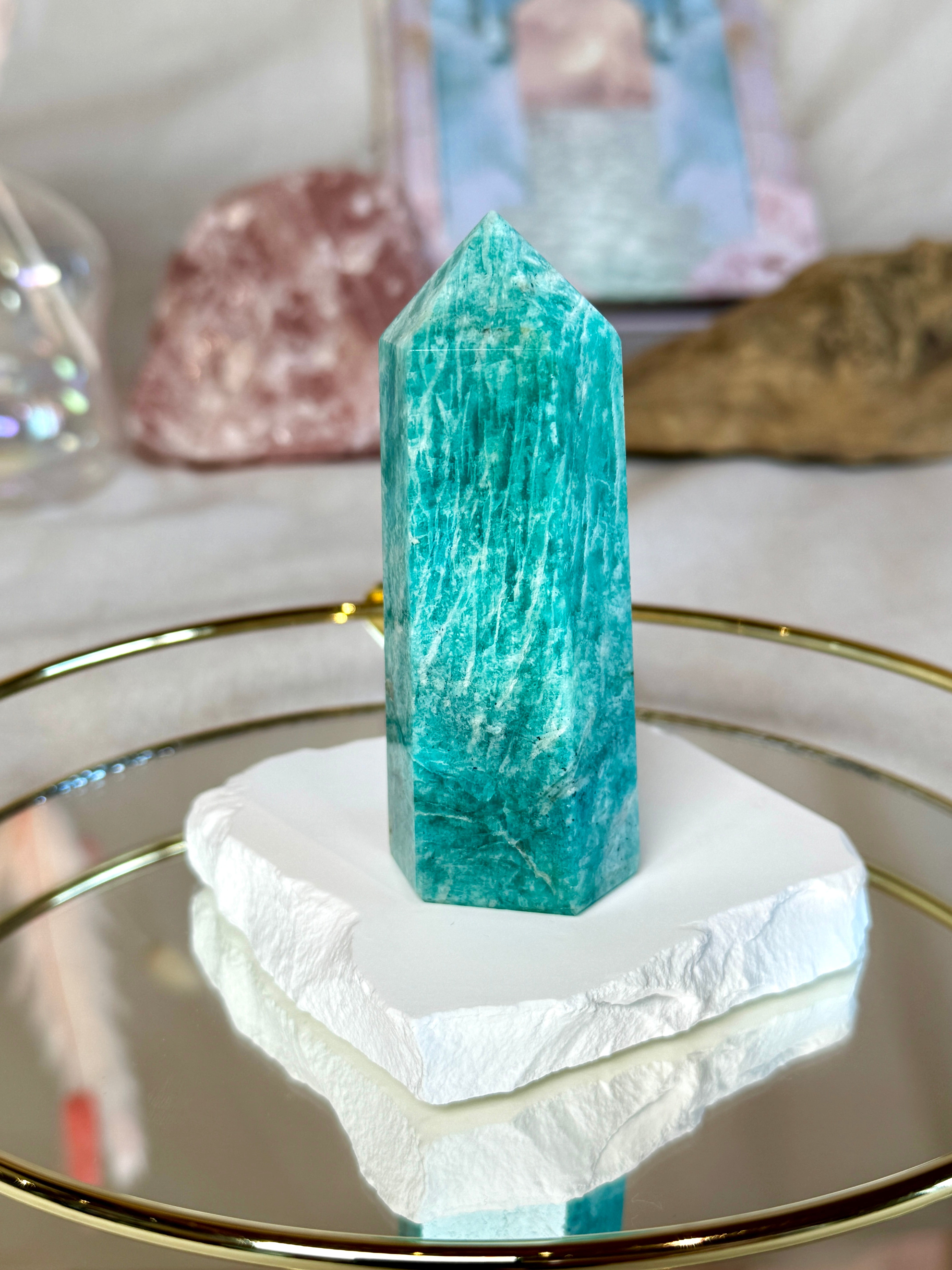 Tour d'Amazonite avec reflets argentés
