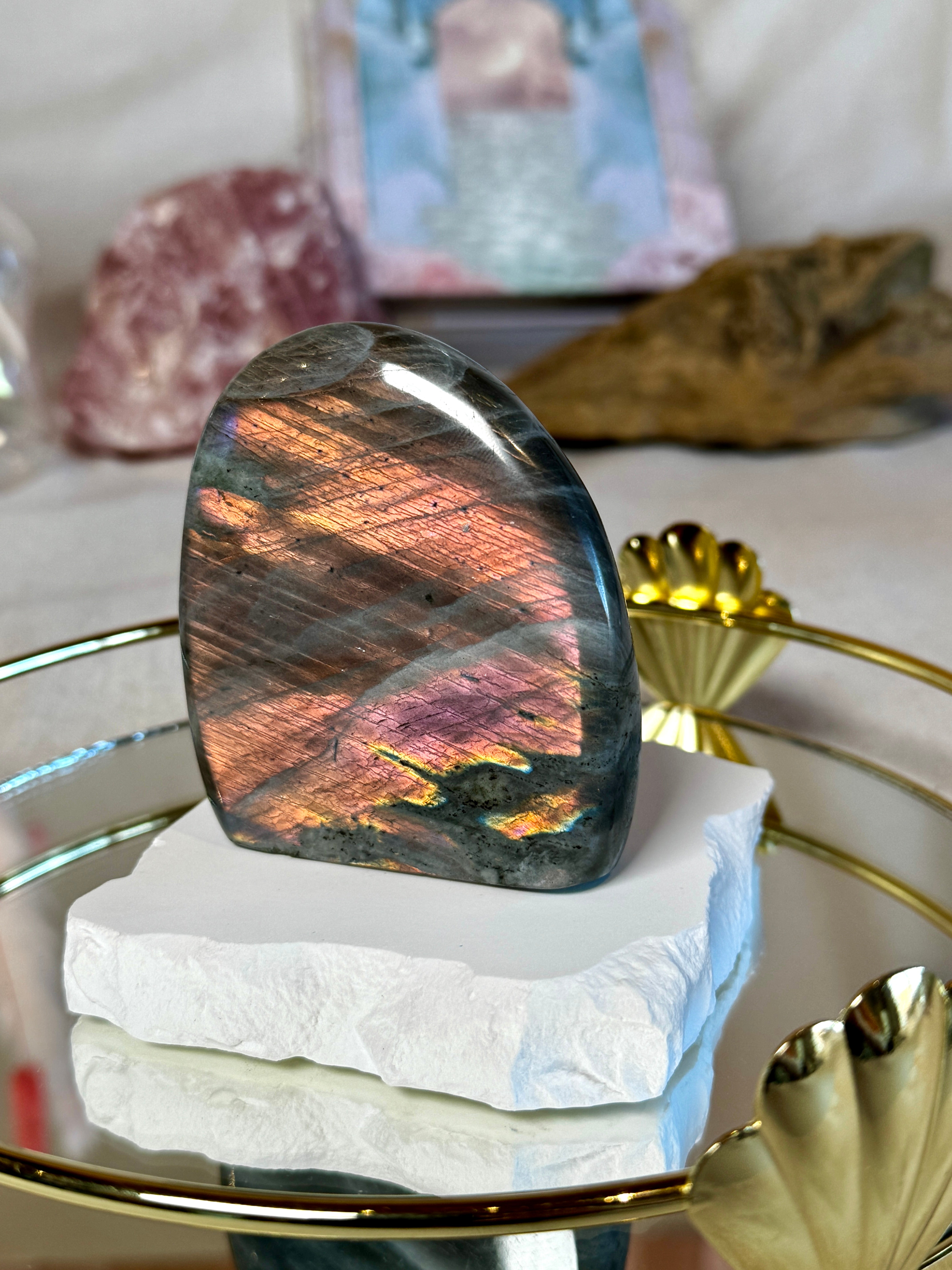 Labradorite aux reflets orange