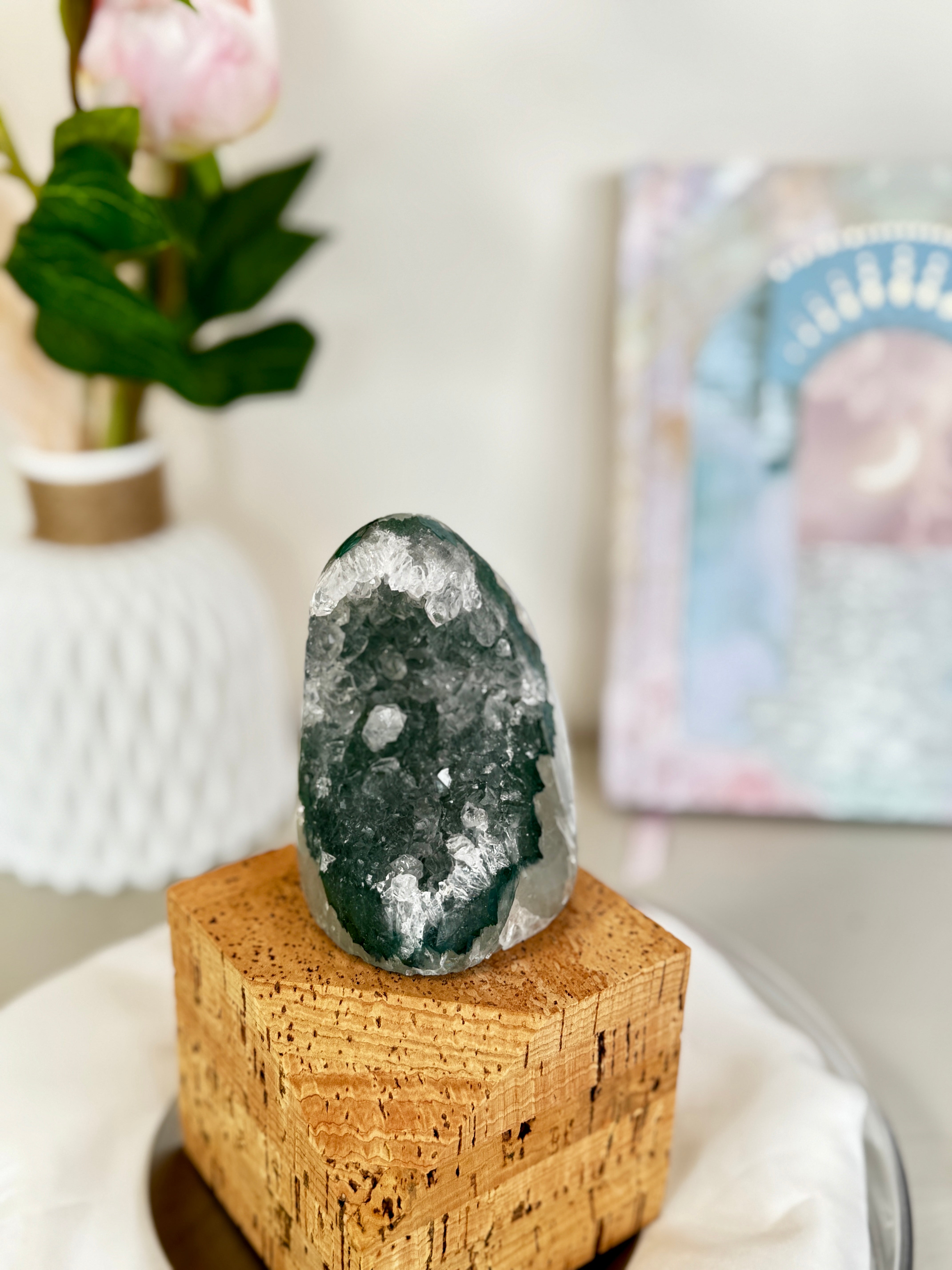 Cristal Rare Améthyste Verte Druzy