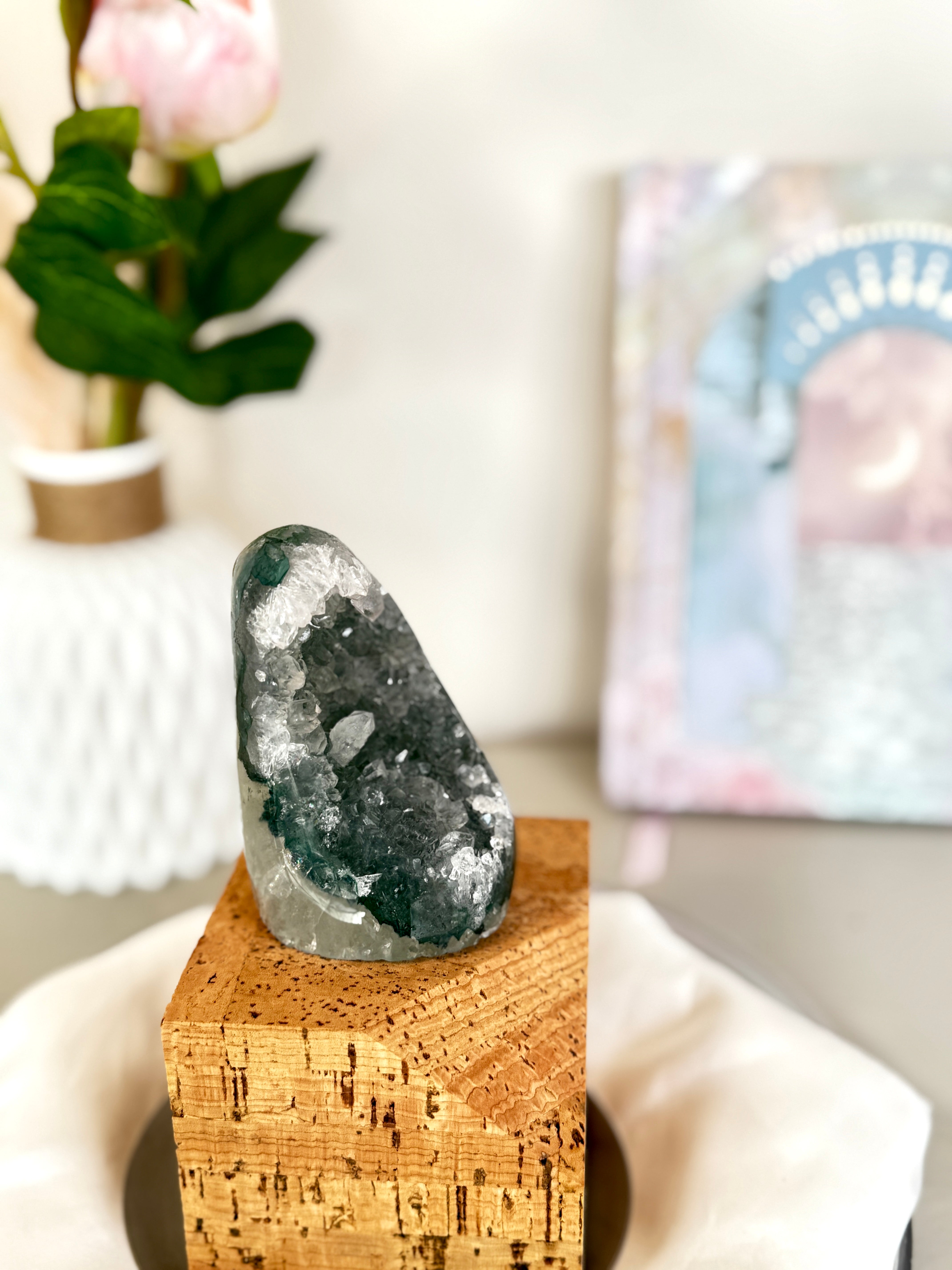 Cristal Rare Améthyste Verte Druzy