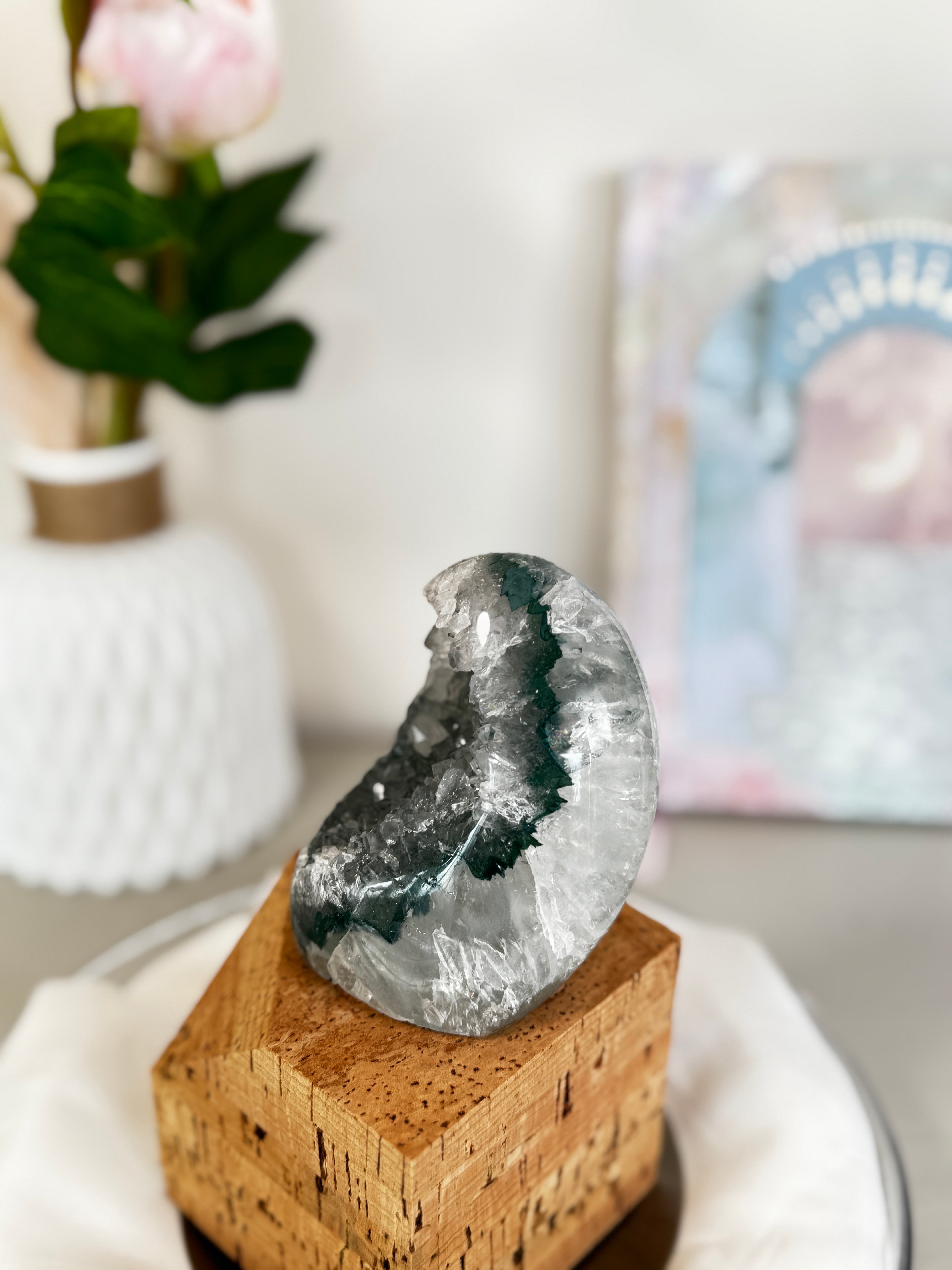 Cristal Rare Améthyste Verte Druzy