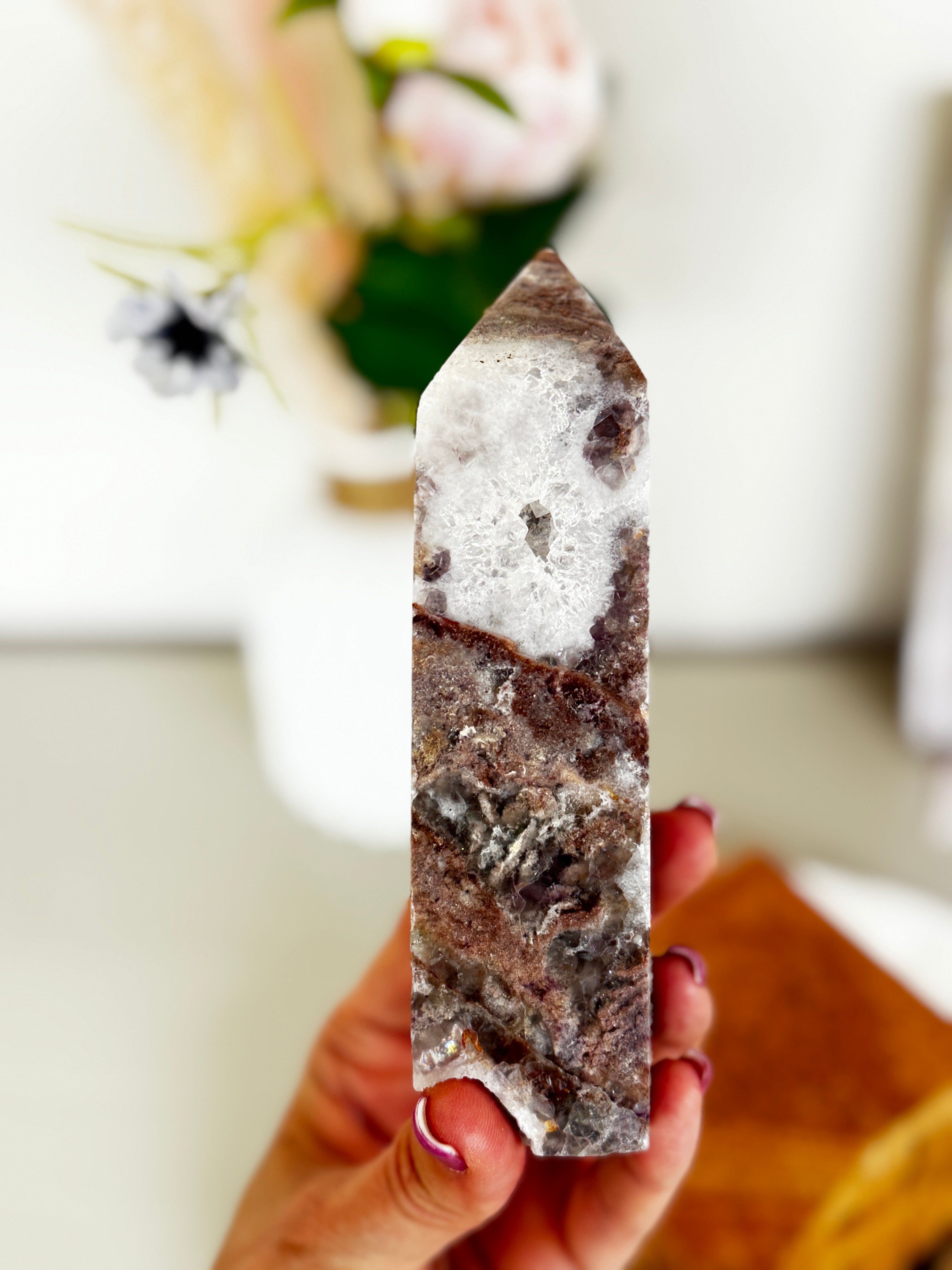 Tour de Fluorite druzy mauve
