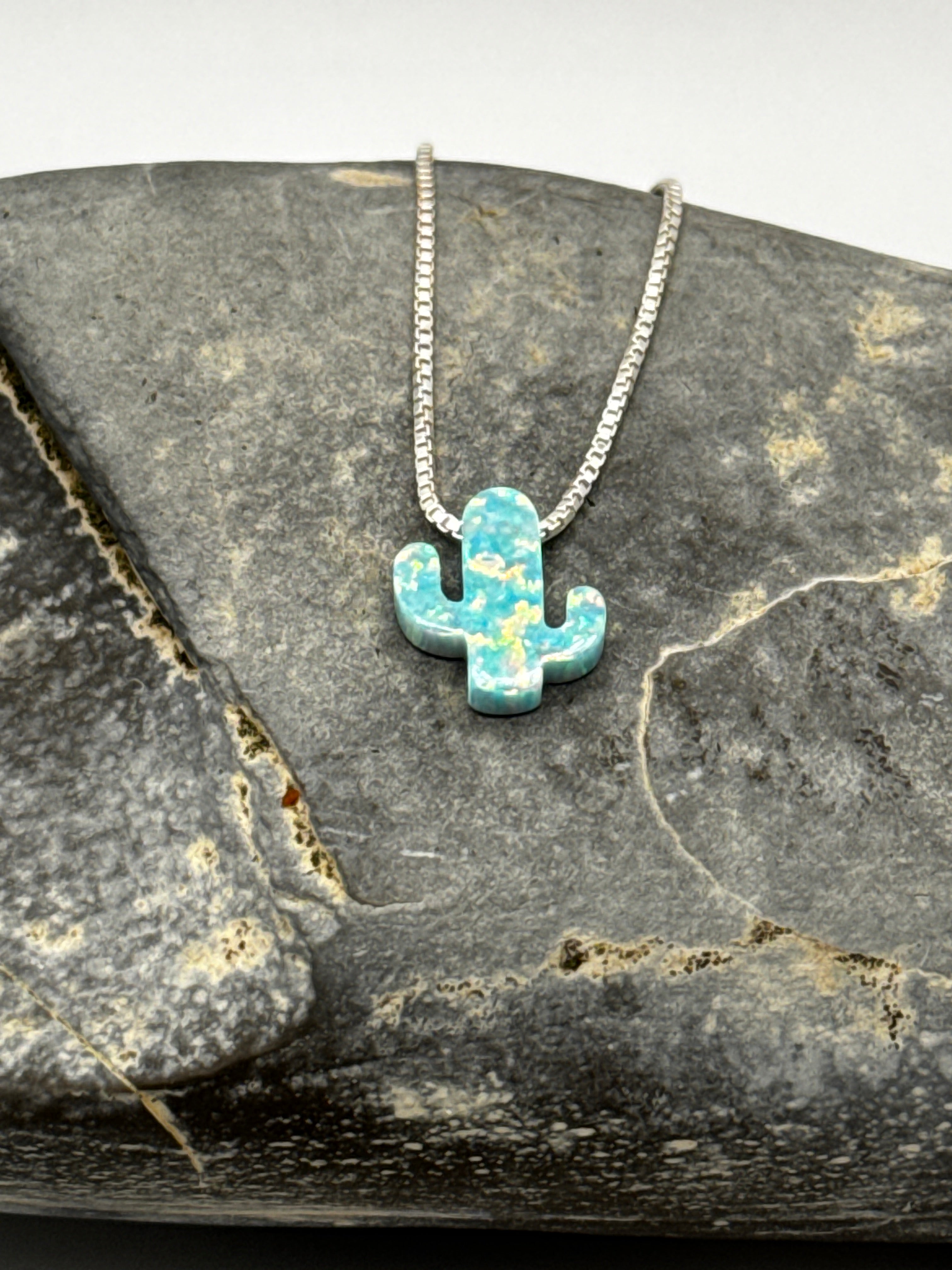 Collier Cactus en Opale