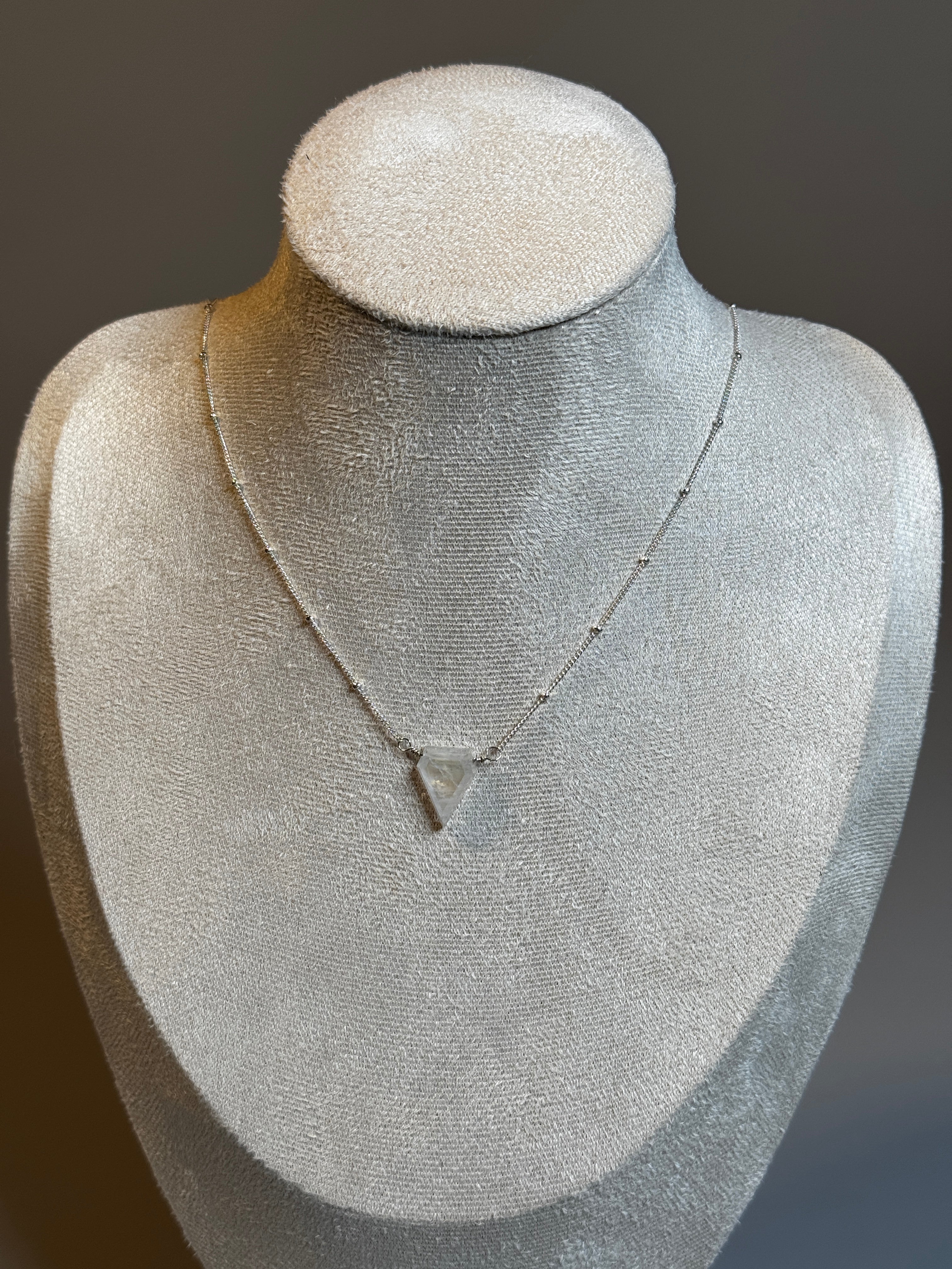 Collier Pierre de Lune diamantée