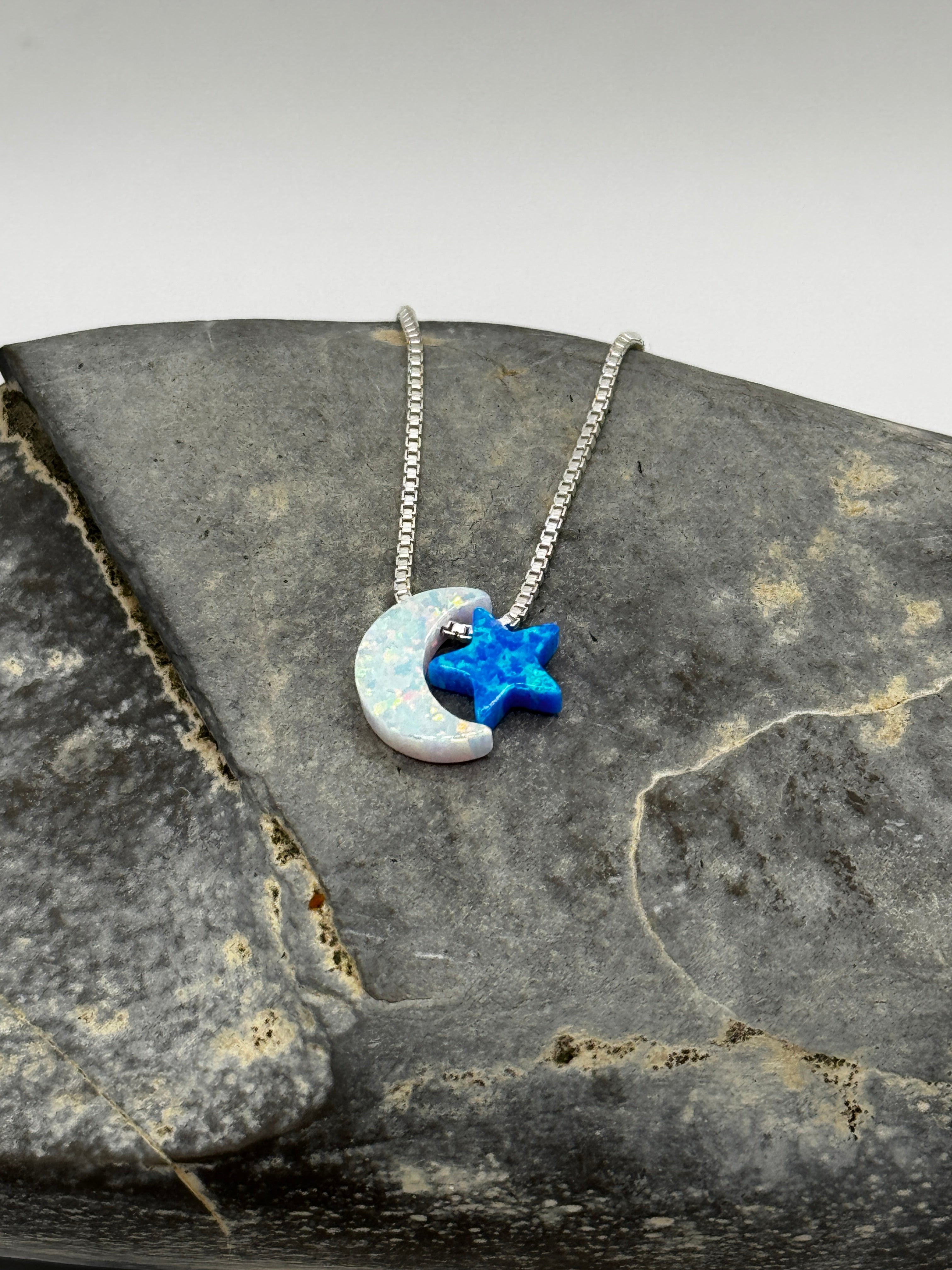 Collier Lune & Étoile en duo d'Opales